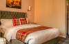 Britannia Inn Glasgow double bed