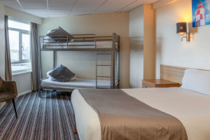 Standard 4 Person Family Room