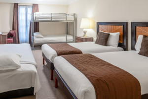 Standard 5 Person Family Room