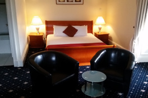 Signature Double Suite