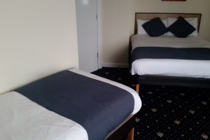 Club 3 Person Family Room