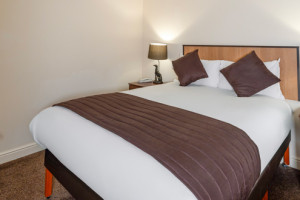 Double Room Without Windows			