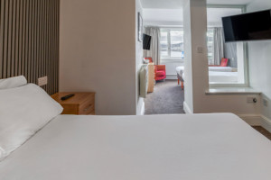 Standard 4 Person Family Room