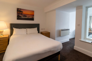 Standard 4 Person Family Room