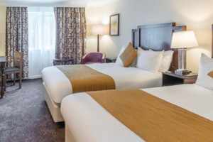 2 Double Bed Family Room