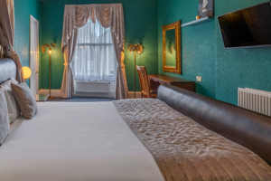 Penthouse Suite