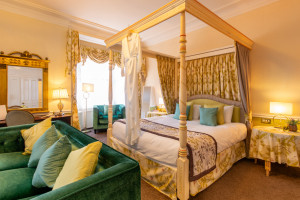 Four Poster Suite