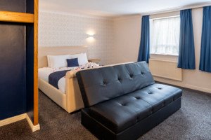 Double Suite