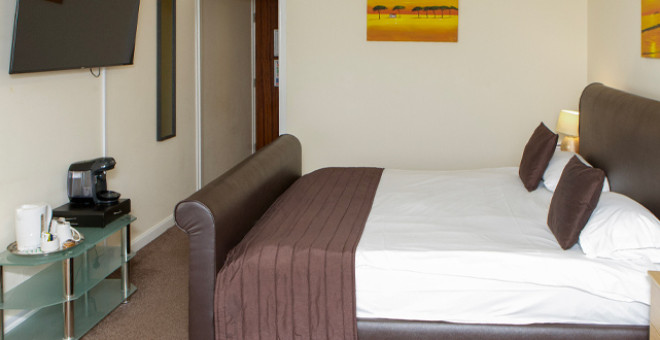 bedroom | Waterside Hotel Peterhead