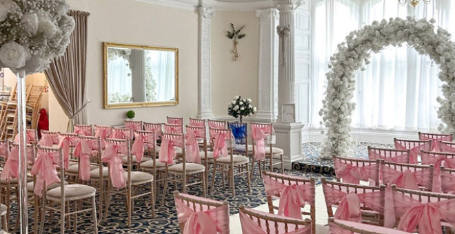 Adamton Country House