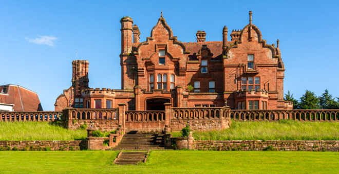 Adamton Country House