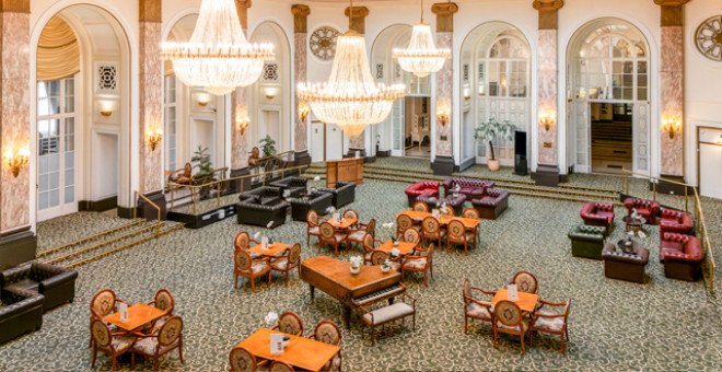 Adelphi Hotel