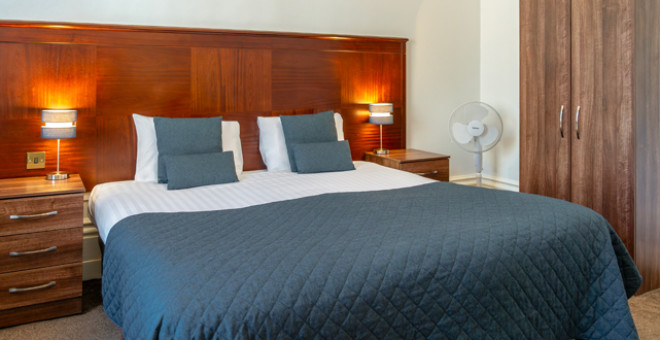The Palace Hotel Buxton Double Bed Room 