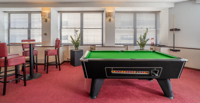 Britannia Inn Glasgow public area 