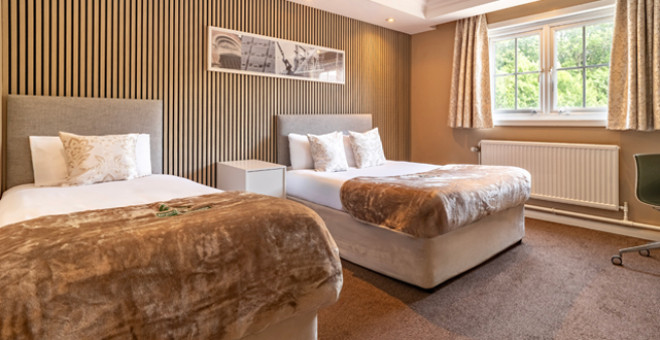 Airport Inn Manchester Hotel & Spa