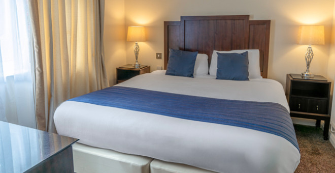 Meon Valley Hotel, Golf & Country Club City Twin Room 