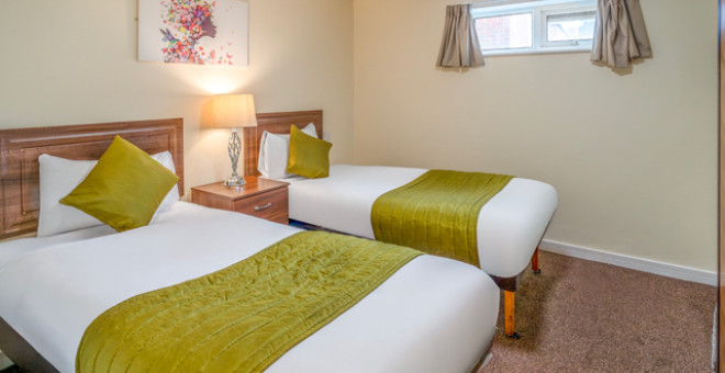 Meon Valley Hotel, Golf & Country Club Family Room 