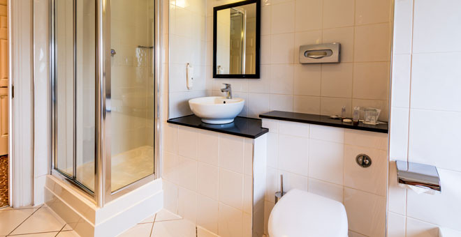 Midland Hotel Bradford | bathrrom 