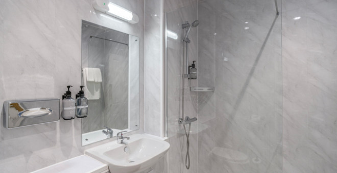 Midland Hotel Bradford | bathrrom 