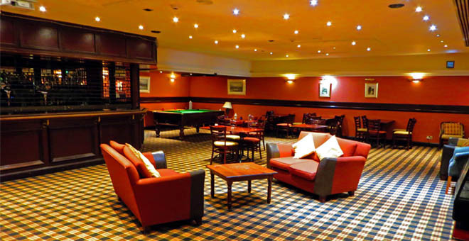 bar & Restaurant | Waterside Hotel Peterhead