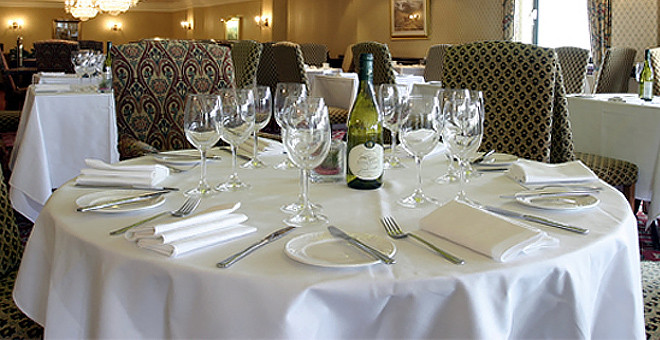 bar & Restaurant | Waterside Hotel Peterhead