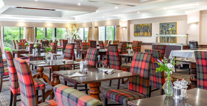 bar & Restaurant | Waterside Hotel Peterhead